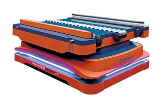 Model AMR 1500 je určen pro vnitroskladové přesuny palet